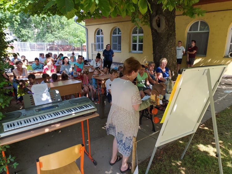 Ifjúsági és Vakációs Bibliahét 87